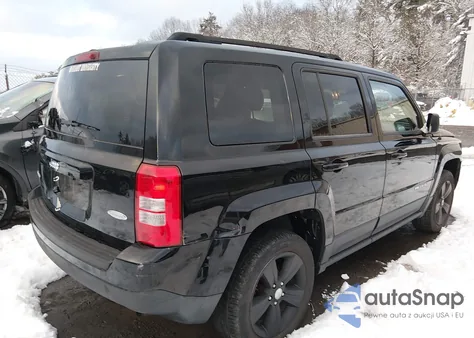 2014 Jeep Patriot Latitude z USA, uszkodzony, nr VIN 1C4NJRFB3ED661392